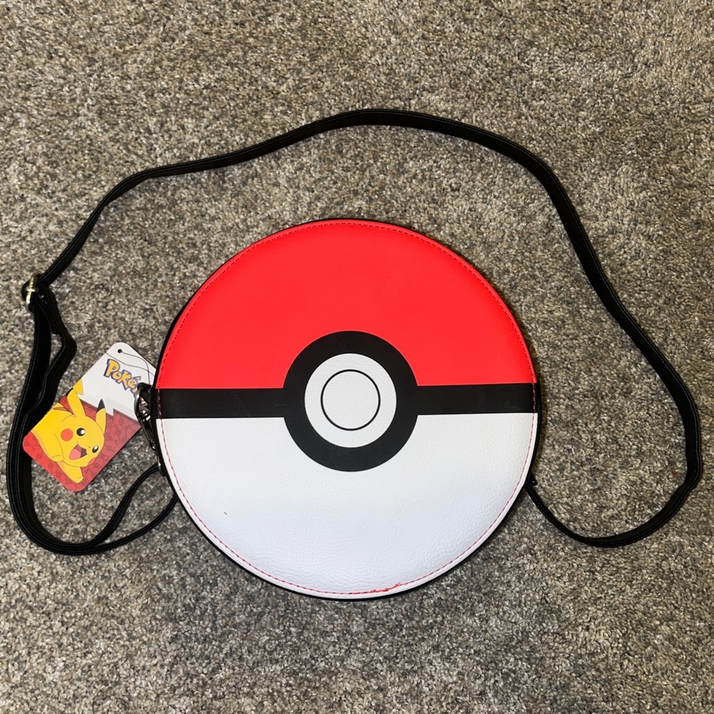 Pokémon x Loungefly Pokeball Purse!!